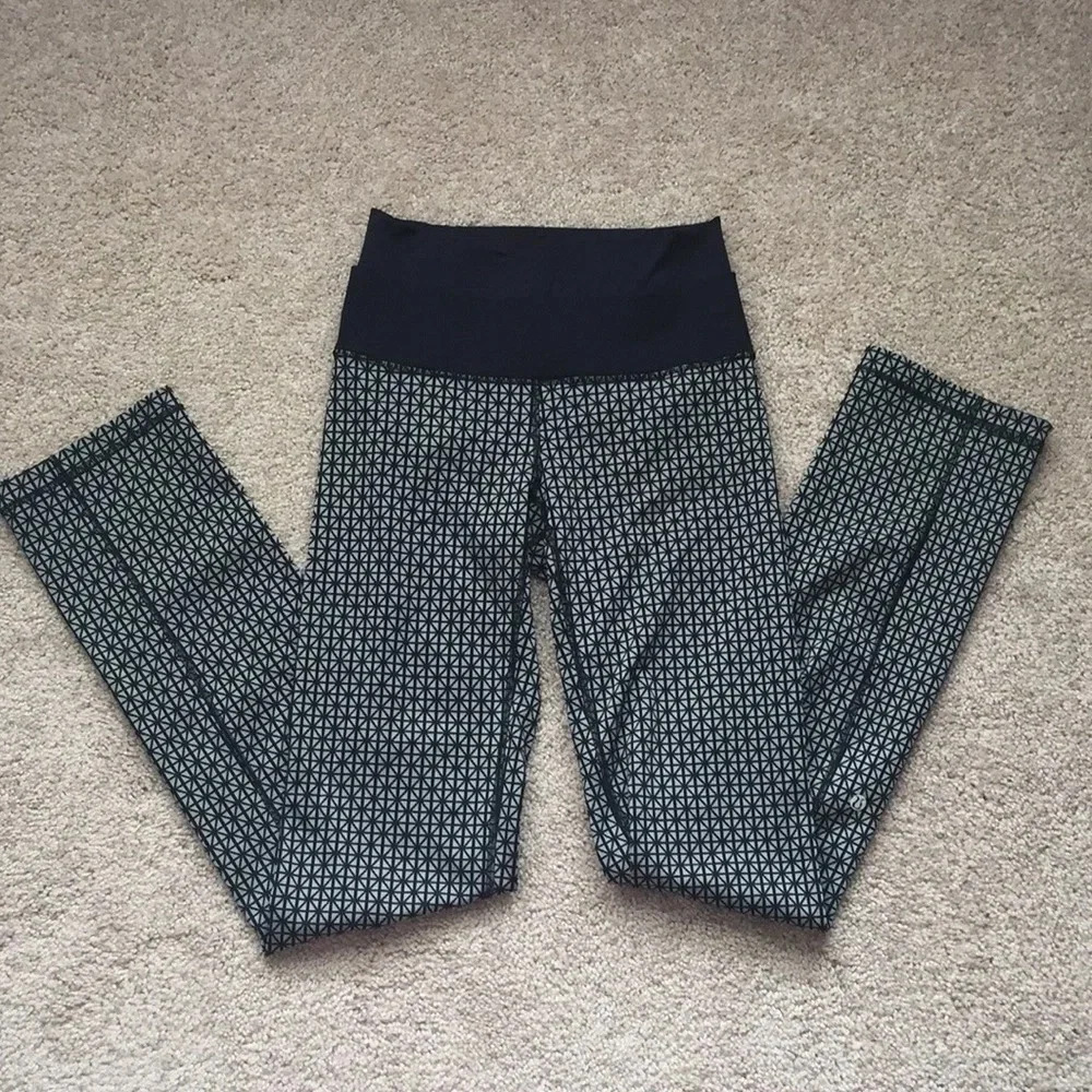 Lululemon pants sz 4